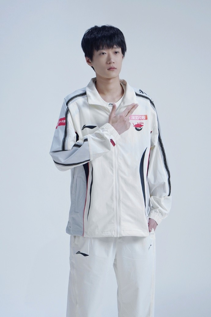 AL发布选手日常返图：定妆照拍摄花絮太suai了呀